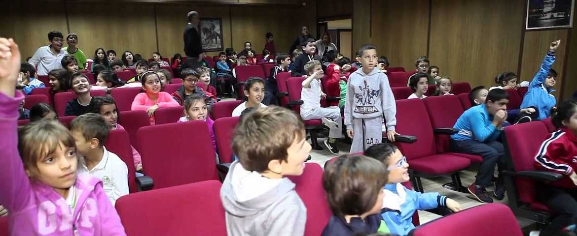 Dengeli Beslen Harekete Gec Video 600 Cocuk Zumba Kids Ile Egl